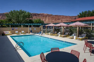 Photo 2 - Hotel Moab Downtown