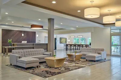 Photo 4 - Delta Hotels by Marriott Chicago Willowbrook