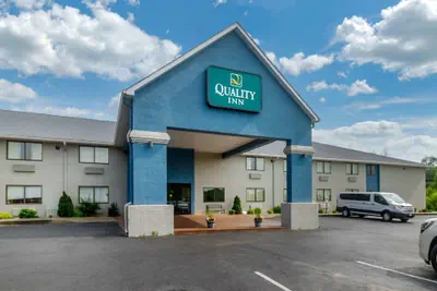 Photo 2 - Quality Inn Danville