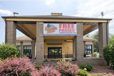 Photo 2 - Best Western Ambassador Inn & Suites