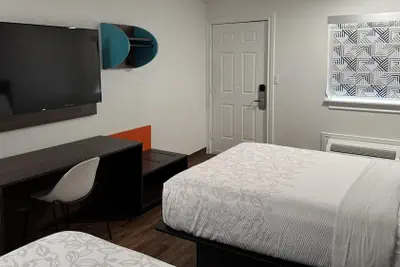 Photo 3 - Motel 6 Galveston, TX - Beach/Seawall