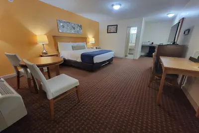 Photo 5 - Twin Star Lodge