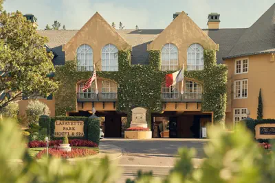 Photo 2 - Lafayette Park Hotel & Spa