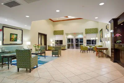 Photo 2 - Best Western Plus Miami-Doral/Dolphin Mall