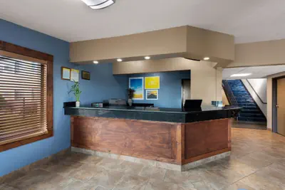 Photo 4 - Days Inn by Wyndham Newton