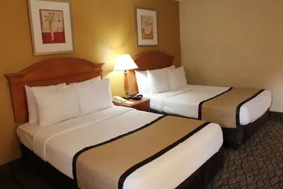 Photo 3 - Americas Best Value Inn Canton