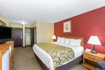 Photo 5 - Baymont by Wyndham Fort Dodge