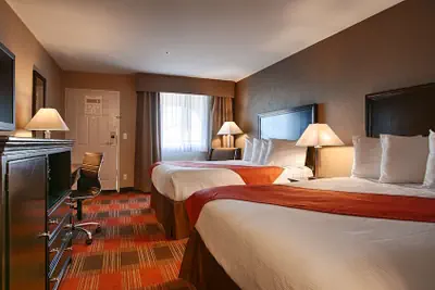 Photo 5 - Best Western Willows Inn