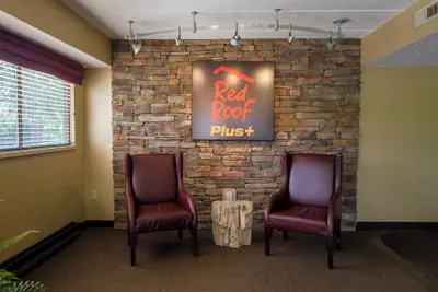 Photo 4 - Red Roof Inn PLUS+ Wilmington - Newark