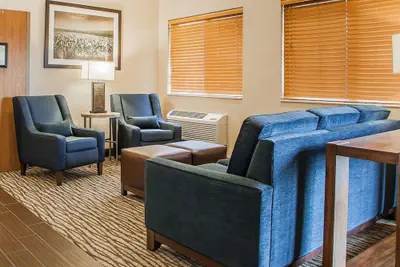 Photo 4 - Comfort Inn Marshalltown South
