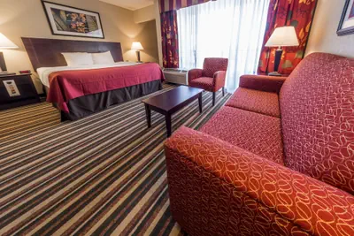 Photo 3 - Holiday Inn & Suites Orlando SW - Celebration Area by IHG