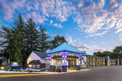 Photo 2 - Days Inn & Suites by Wyndham Albany