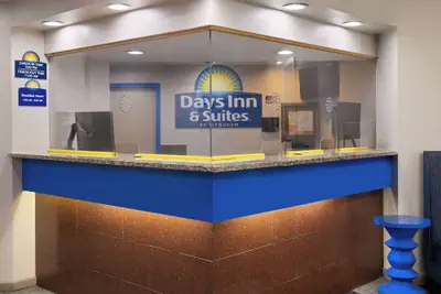 Photo 3 - Days Inn & Suites by Wyndham Albany