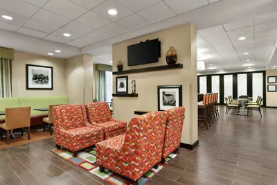 Photo 3 - Hampton Inn Washington-Dulles Int'l Airport South