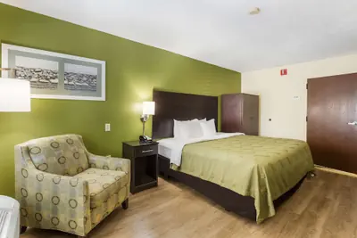 Photo 5 - Quality Inn at Albany Mall
