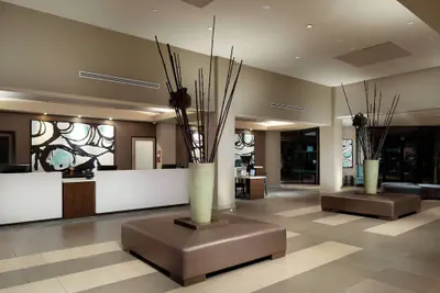 Photo 4 - DoubleTree by Hilton Monrovia - Pasadena Area