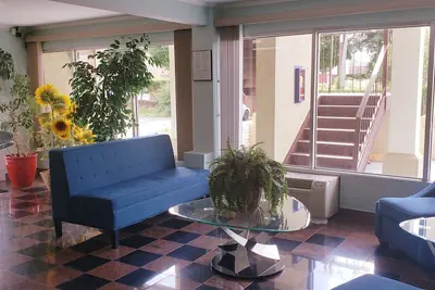 Photo 3 - Days Inn by Wyndham Ashland