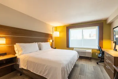 Photo 5 - Holiday Inn Express Anaheim West by IHG