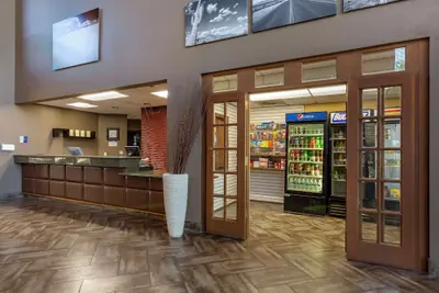 Photo 3 - Best Western Plus Scottsdale Thunderbird Suites