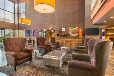 Photo 3 - Best Western Plus Scottsdale Thunderbird Suites