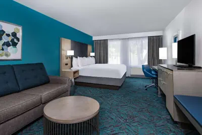 Photo 4 - Radisson Hotel Colorado Springs Airport