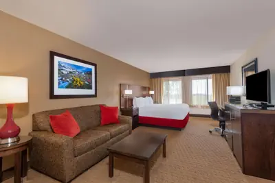 Photo 5 - Radisson Hotel Colorado Springs Airport