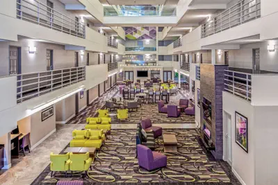 Photo 4 - La Quinta Inn & Suites by Wyndham Lubbock West Medical Centr