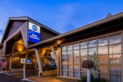 Photo 2 - Best Western Garden Villa Inn