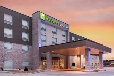 Photo 2 - Holiday Inn Express & Suites West Plains Southwest by IHG