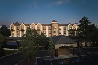 Photo 2 - DoubleTree by Hilton Hotel Flagstaff