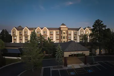 Photo 2 - DoubleTree by Hilton Hotel Flagstaff