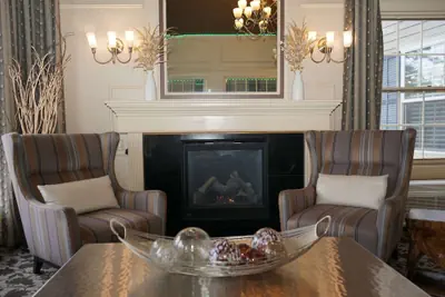 Photo 4 - Wingate by Wyndham Bellingham Heritage Inn