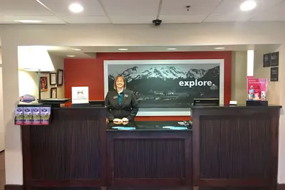 Photo 3 - Hampton Inn Sevierville