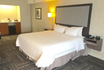 Photo 4 - Hampton Inn Sevierville
