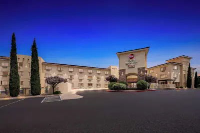 Photo 2 - Best Western Plus At Lake Powell