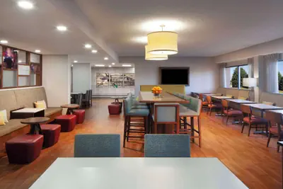 Photo 3 - Hampton Inn Southlake