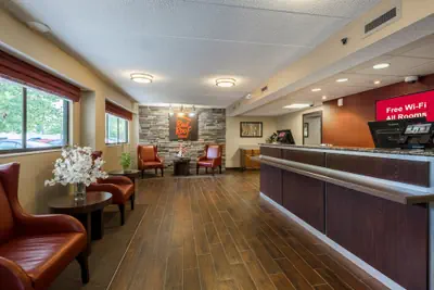 Photo 4 - Red Roof Inn Milford - New Haven