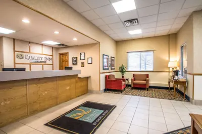Photo 5 - Quality Inn Morris I-80