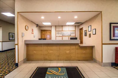 Photo 4 - Quality Inn Morris I-80