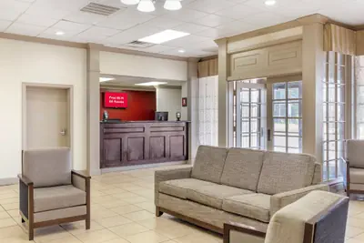 Photo 5 - Red Roof Inn Dunn