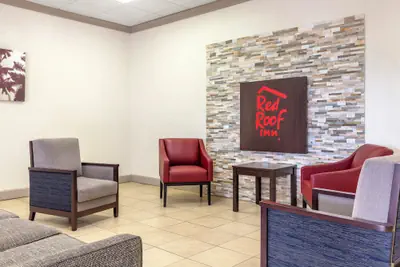 Photo 3 - Red Roof Inn Dunn