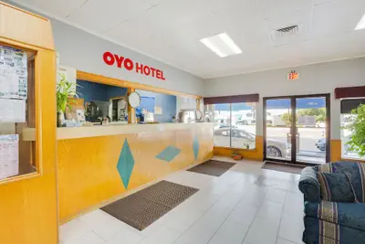 Photo 4 - OYO Hotel Tyler Lindale