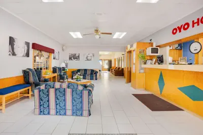 Photo 5 - OYO Hotel Tyler Lindale