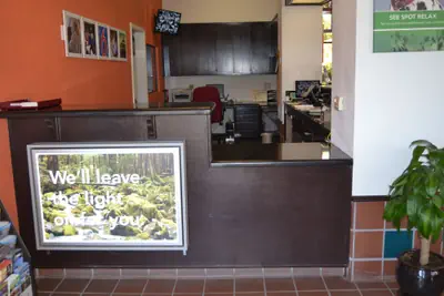 Photo 5 - Motel 6 Oakdale, CA