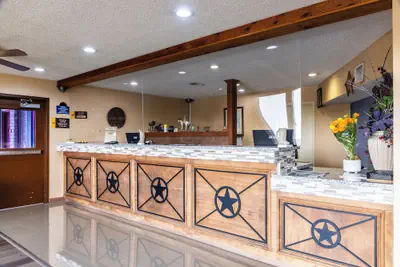 Photo 3 - Boerne Inn and Suites