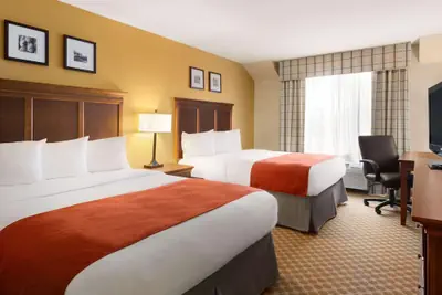 Photo 5 - Country Inn & Suites by Radisson, Holland, MI