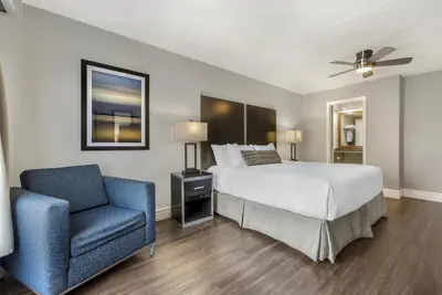 Photo 5 - Best Western Pier Point Inn