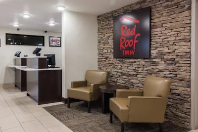 Photo 2 - Red Roof Inn Chattanooga - Hamilton Place