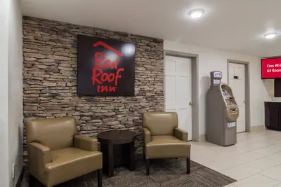 Photo 4 - Red Roof Inn Chattanooga - Hamilton Place