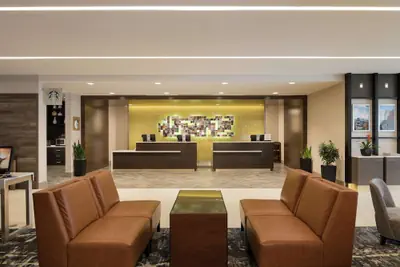 Photo 2 - DoubleTree by Hilton Hotel Syracuse